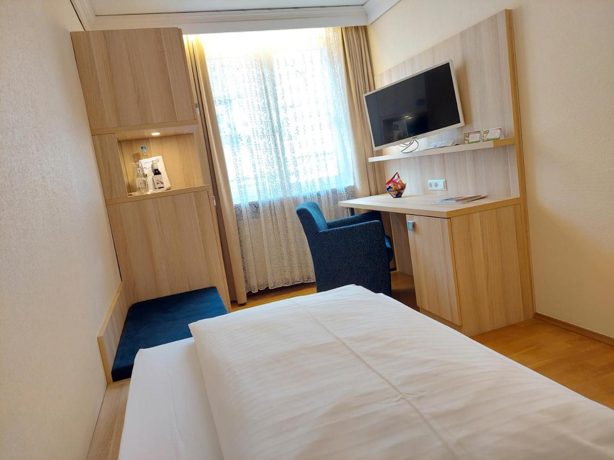 Flair Hotel Zum Schiff Meersburg Bagian luar foto